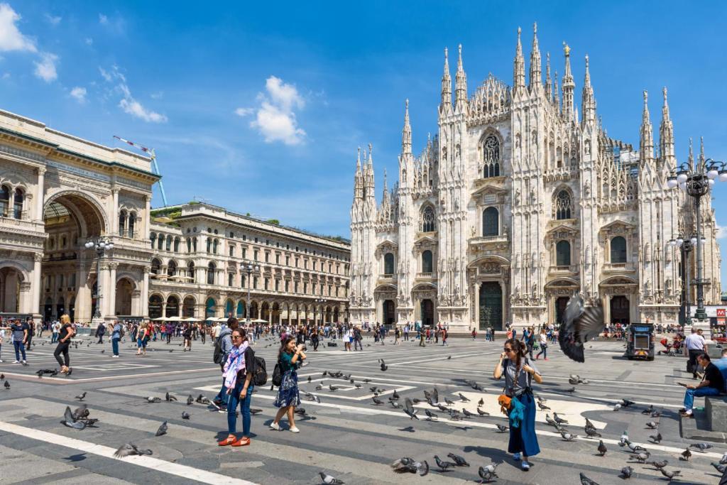 Апартаменти Sweett - Duomo View Мілан Екстер'єр фото